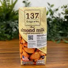 137 Degrees Миндальное молоко без сахара 180мл